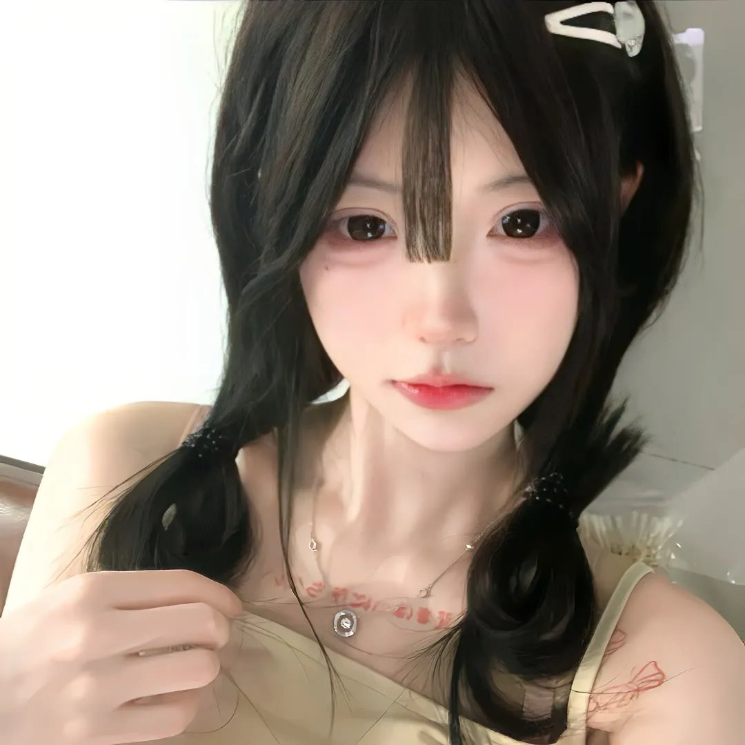 这个男人有点色